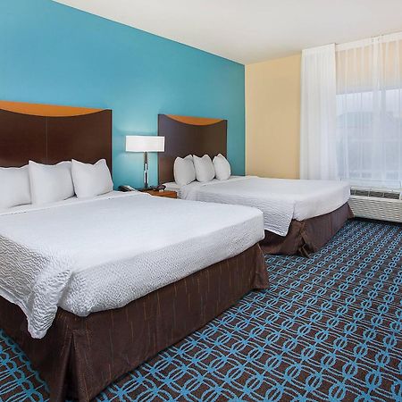 Fairfield Inn & Suites Louisville East Екстер'єр фото