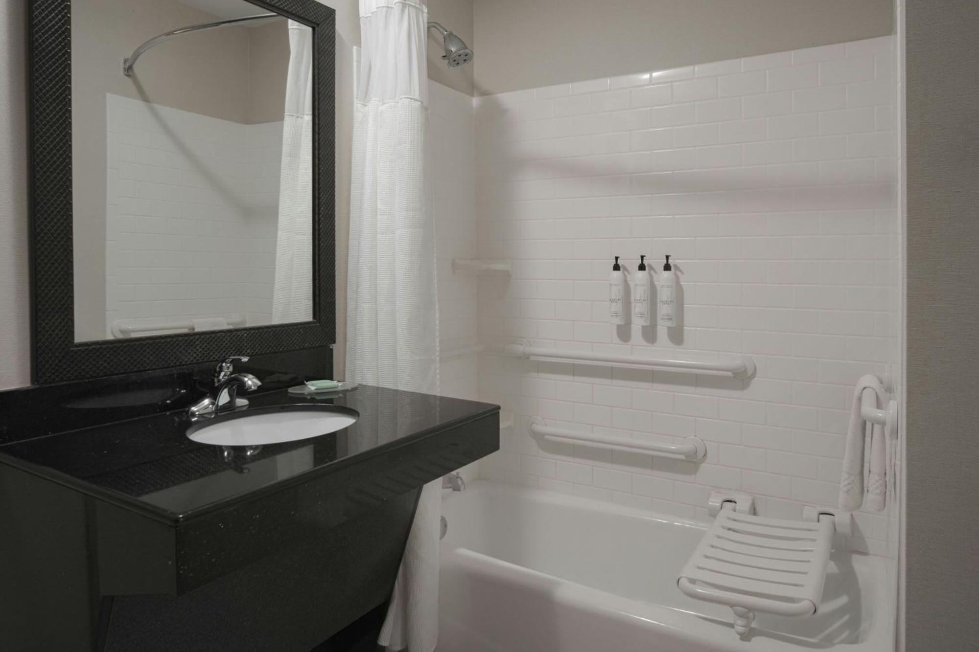 Fairfield Inn & Suites Louisville East Екстер'єр фото
