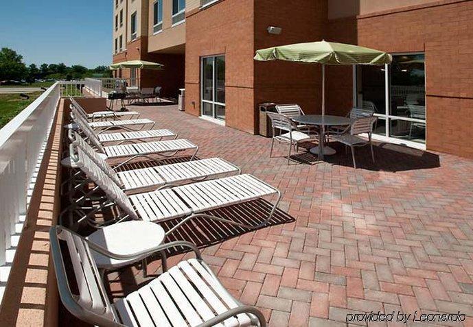 Fairfield Inn & Suites Louisville East Екстер'єр фото